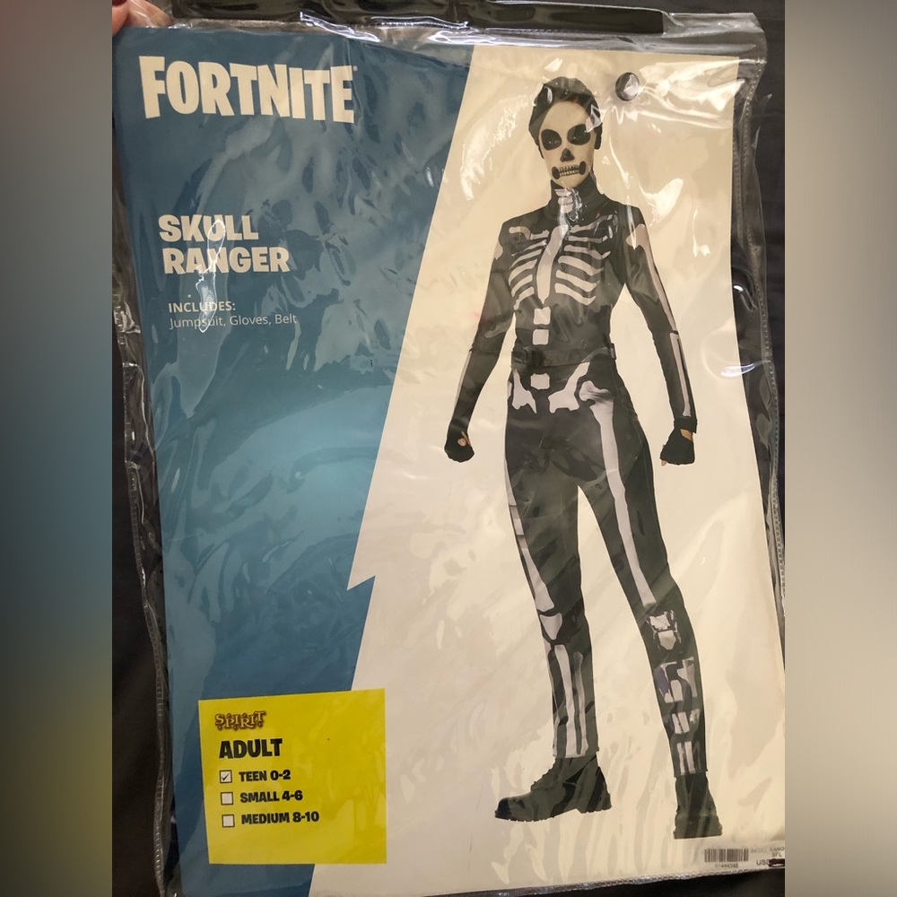 FORNITE Costumes - Picture 6 of 8